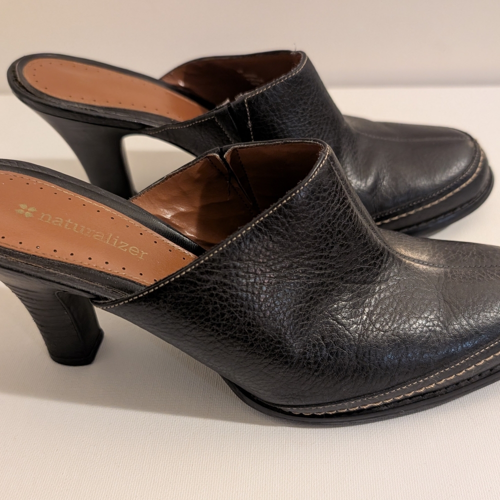 Naturalizer Black Leather Heeled Mules - Picture 2 of 7